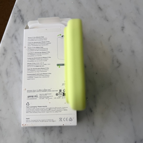 Neon yellow Protective iPhone 17 Pro Max Case - Picture 4 of 7